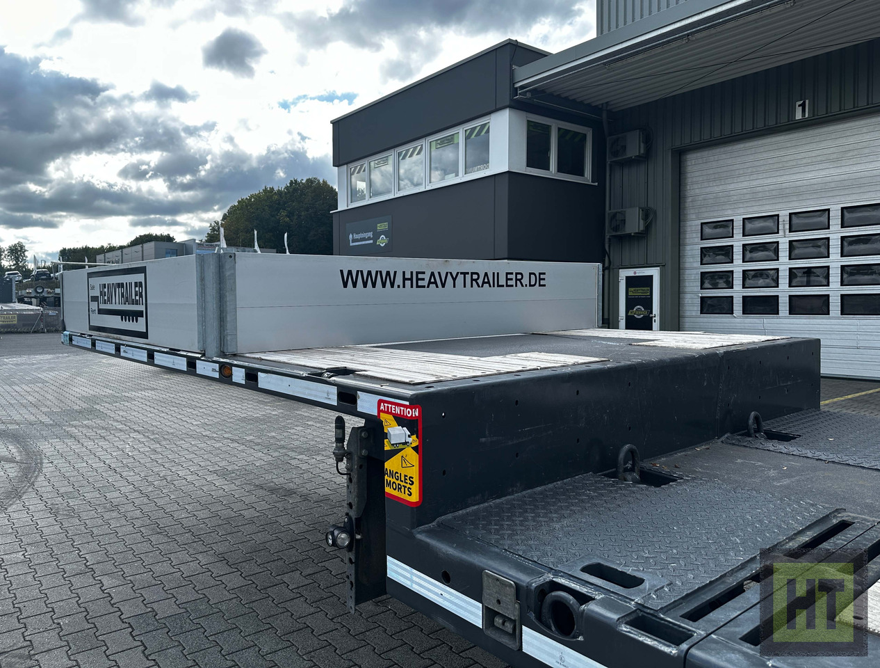 Faymonville MAX Trailer 4-Achs-Mega-Tele-Semi-niedrigbereift - Dieplader oplegger: afbeelding 4 Faymonville MAX Trailer 4-Achs-Mega-Tele-Semi-niedrigbereift - Dieplader oplegger: afbeelding 4