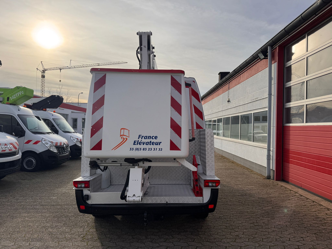 RENAULT Master Hubarbeitsbühne Steiger France Elevateur 142 TPFcc EURO 6Y - Vrachtwagen hoogwerker: afbeelding 5 RENAULT Master Hubarbeitsbühne Steiger France Elevateur 142 TPFcc EURO 6Y - Vrachtwagen hoogwerker: afbeelding 5