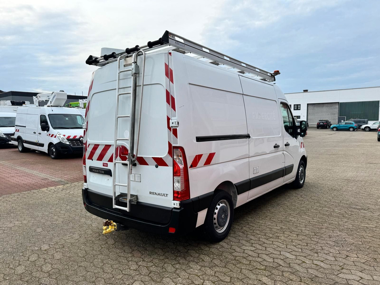 Renault Master Werkstattwagen Kastenwagen EURO 6 - Gesloten bestelwagen: afbeelding 4 Renault Master Werkstattwagen Kastenwagen EURO 6 - Gesloten bestelwagen: afbeelding 4
