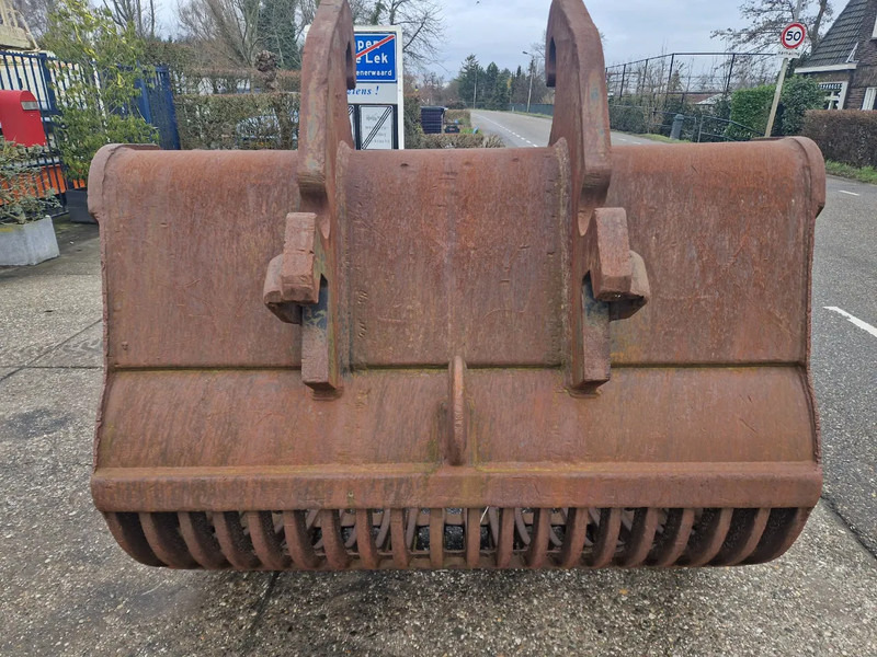 Boforce hardox puinbak CW55 smal in topconditie! - Bak voor Bouwmachine: afbeelding 4 Boforce hardox puinbak CW55 smal in topconditie! - Bak voor Bouwmachine: afbeelding 4