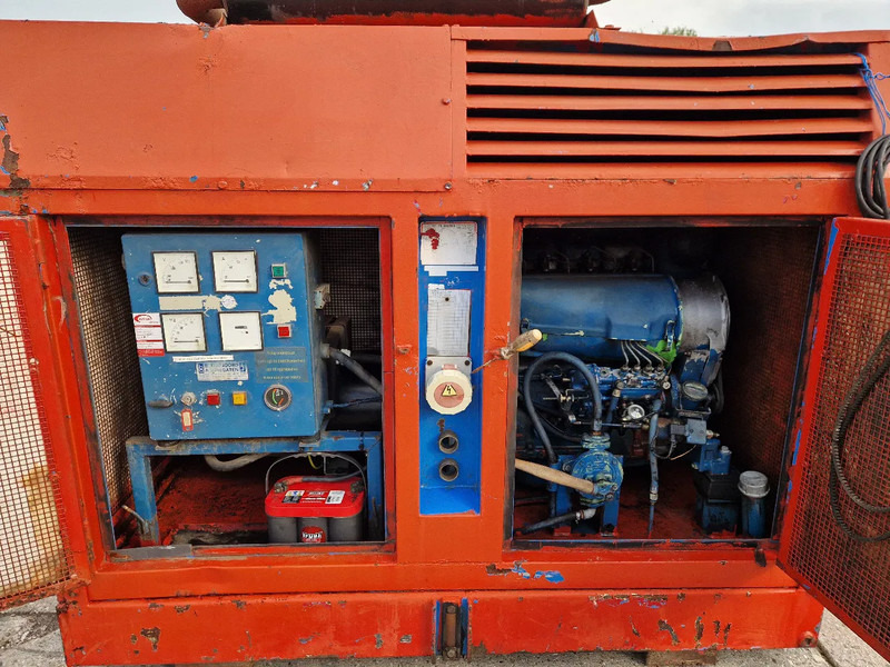 Bredenoord met Leroy Somer generator 42 kVA - Industrie generator: afbeelding 5 Bredenoord met Leroy Somer generator 42 kVA - Industrie generator: afbeelding 5