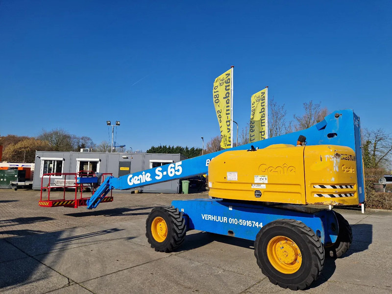 Genie S65 4x4, werkhoogte 21.60m. - Telescoophoogwerker: afbeelding 1 Genie S65 4x4, werkhoogte 21.60m. - Telescoophoogwerker: afbeelding 1