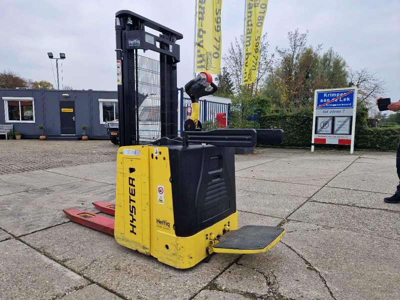 Hyster S1.5S elektrische stapelaar - Stapelaar: afbeelding 4 Hyster S1.5S elektrische stapelaar - Stapelaar: afbeelding 4
