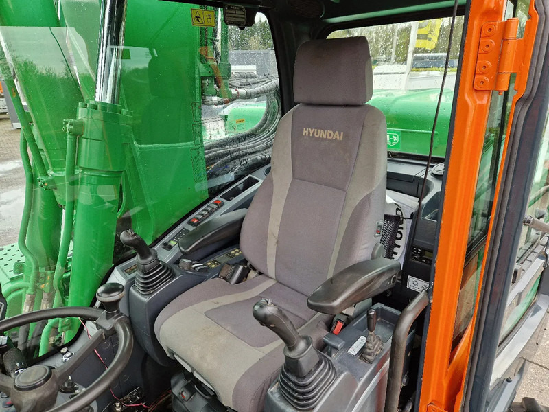 Mobiele graafmachine Hyundai Robex 160W-9A met 6-cilinder Cummins motor: afbeelding 7