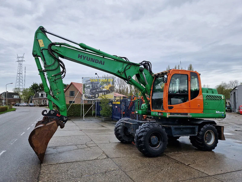 Hyundai Robex 160W-9A met 6-cilinder Cummins motor - Mobiele graafmachine: afbeelding 2 Hyundai Robex 160W-9A met 6-cilinder Cummins motor - Mobiele graafmachine: afbeelding 2