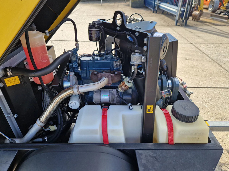 Kaeser M20.2 in zeer nette staat! - Luchtcompressor: afbeelding 5 Kaeser M20.2 in zeer nette staat! - Luchtcompressor: afbeelding 5