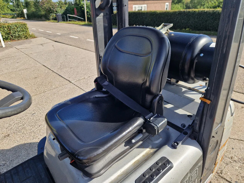 LPG heftruck Nissan 1800 kg. LPG met keuring: afbeelding 11