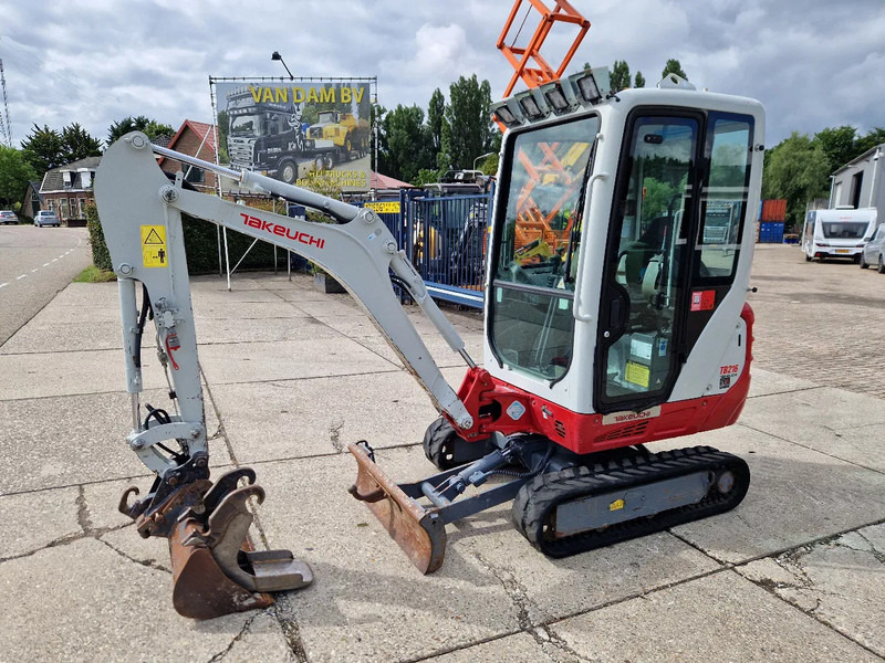 Takeuchi TB216 met 2089 uur - Minigraafmachine: afbeelding 1 Takeuchi TB216 met 2089 uur - Minigraafmachine: afbeelding 1