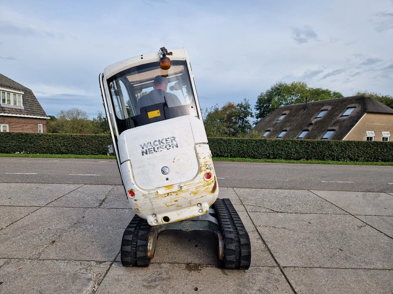 WACKER NEUSON 2404RD, kan op een berghelling draaien - Minigraafmachine: afbeelding 2 WACKER NEUSON 2404RD, kan op een berghelling draaien - Minigraafmachine: afbeelding 2