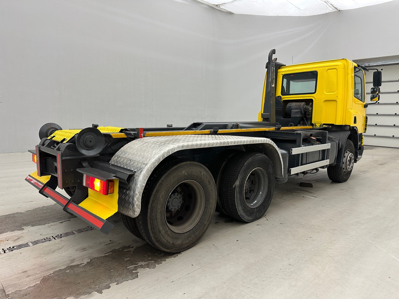 DAF CF75.360 - 6x2 - Haakarmsysteem vrachtwagen: afbeelding 5 DAF CF75.360 - 6x2 - Haakarmsysteem vrachtwagen: afbeelding 5