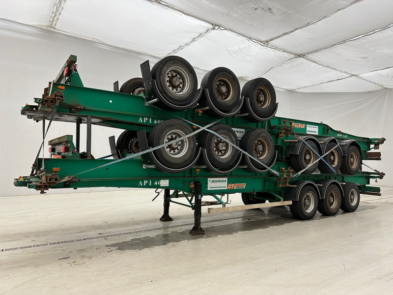 Fruehauf 4 x Skelet 2 x 20-40 ft* - Containertransporter/ Wissellaadbak oplegger: afbeelding 2 Fruehauf 4 x Skelet 2 x 20-40 ft* - Containertransporter/ Wissellaadbak oplegger: afbeelding 2