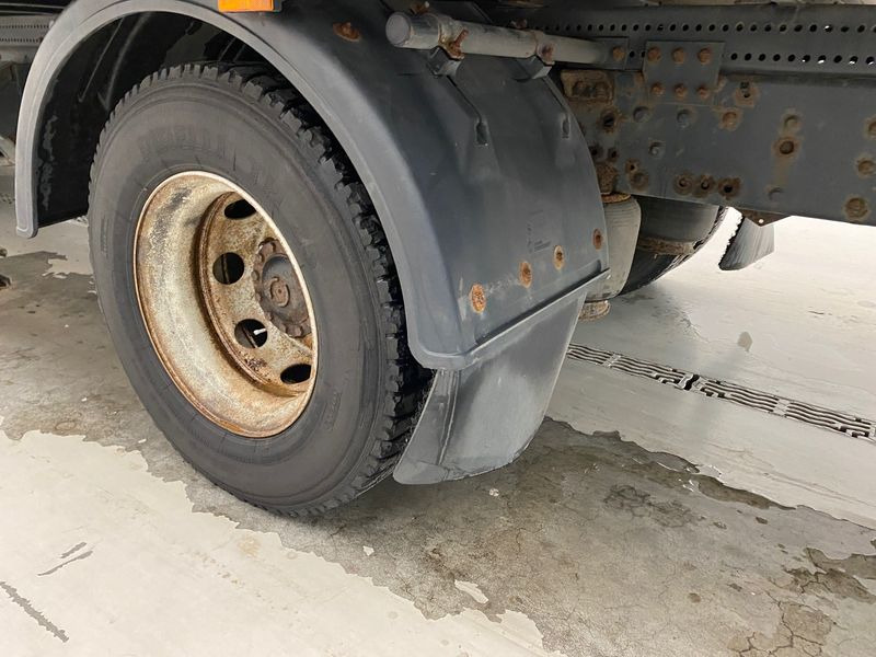 Bakwagen Iveco Eurocargo 140E28: afbeelding 7