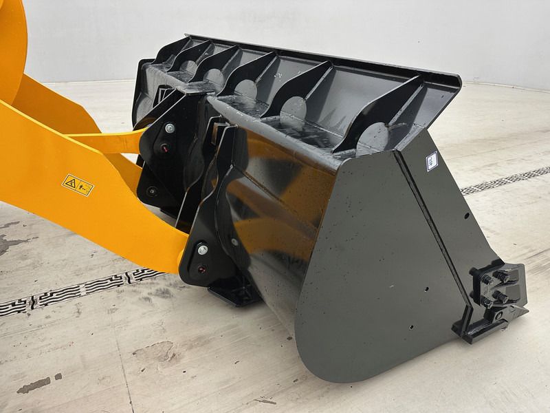 Lonking LG855H "4 pieces available" - Bulldozer: afbeelding 4 Lonking LG855H "4 pieces available" - Bulldozer: afbeelding 4