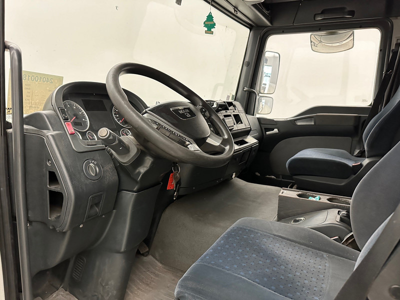 Containertransporter/ Wissellaadbak vrachtwagen MAN TGA 18.390: afbeelding 9 Containertransporter/ Wissellaadbak vrachtwagen MAN TGA 18.390: afbeelding 9