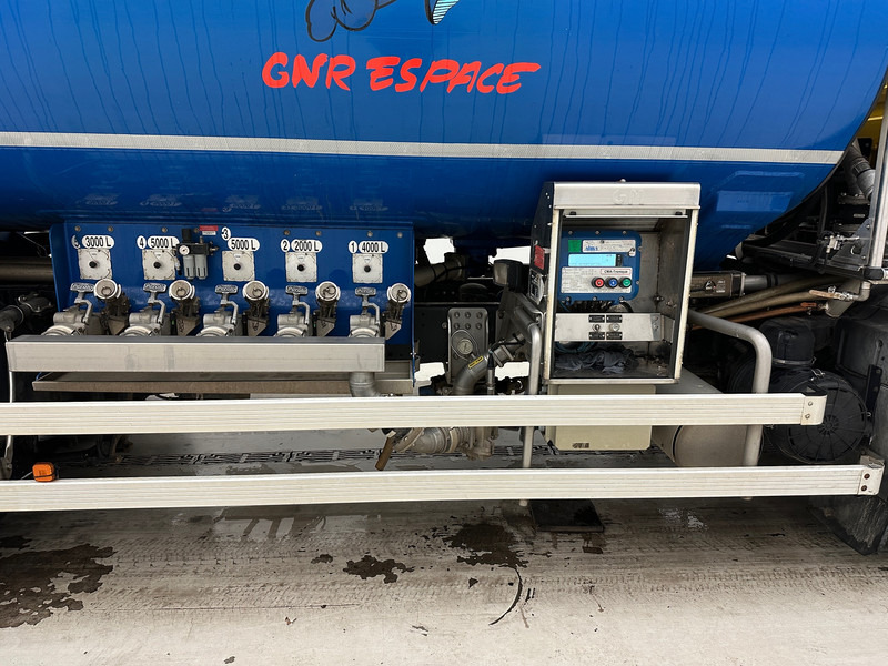 MAN TGM 26.340 - Tankwagen: afbeelding 5 MAN TGM 26.340 - Tankwagen: afbeelding 5