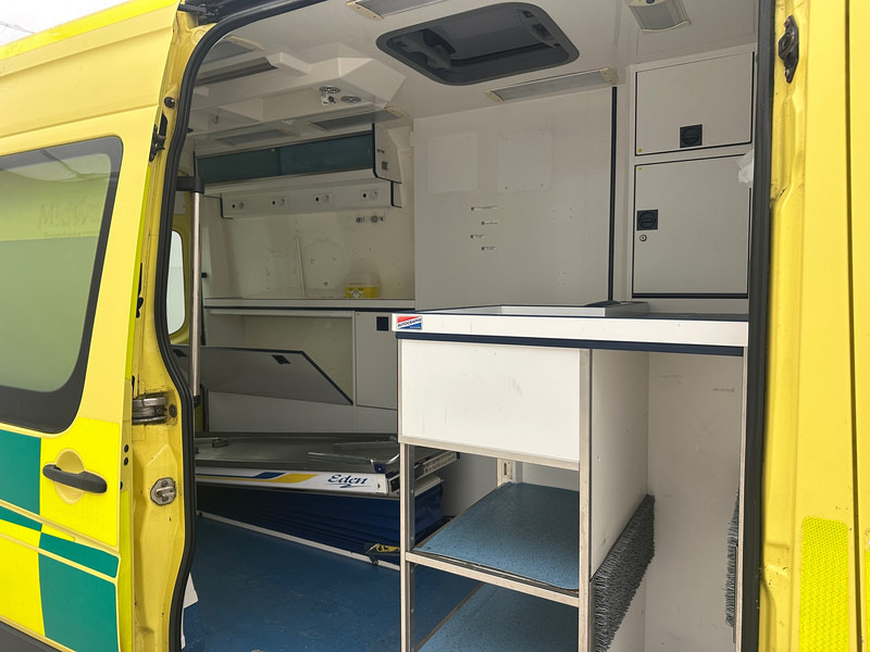 Mercedes-Benz Sprinter 319 CDI - Ambulance: afbeelding 5 Mercedes-Benz Sprinter 319 CDI - Ambulance: afbeelding 5