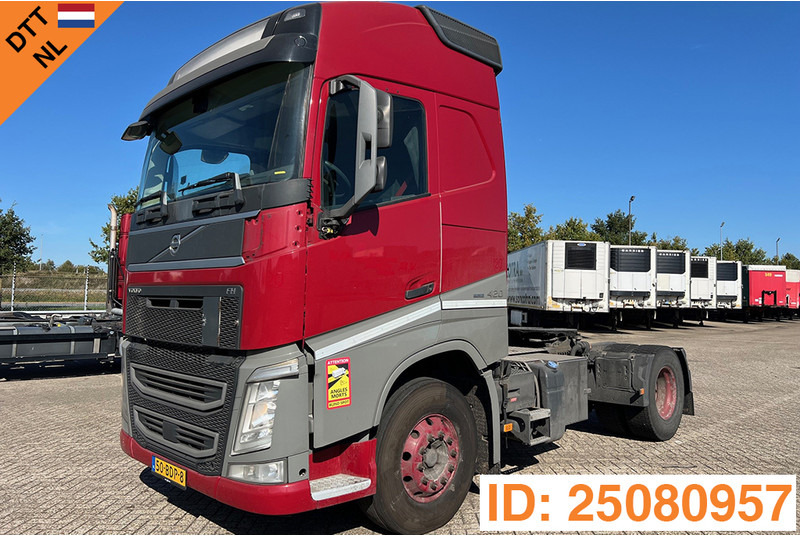 Volvo FH13.420 Globetrotter - ADR - Trekker: afbeelding 1 Volvo FH13.420 Globetrotter - ADR - Trekker: afbeelding 1