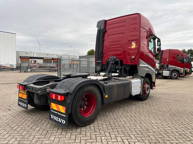 Volvo FH13.420 Globetrotter - ADR - Trekker: afbeelding 4 Volvo FH13.420 Globetrotter - ADR - Trekker: afbeelding 4