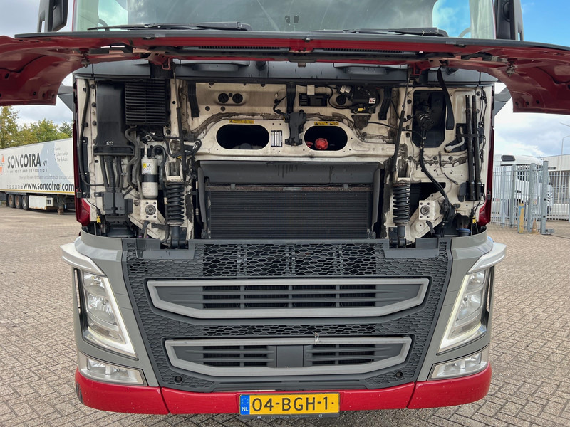 Volvo FH13.420 Globetrotter - ADR - Trekker: afbeelding 3 Volvo FH13.420 Globetrotter - ADR - Trekker: afbeelding 3