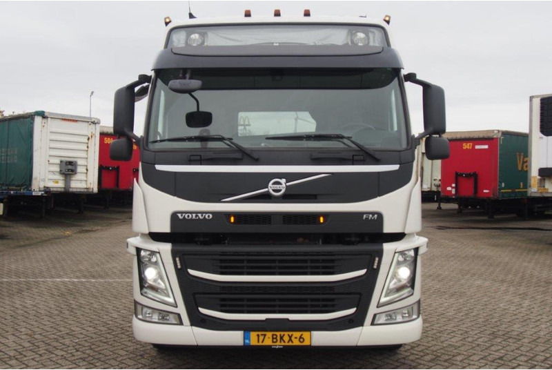 Volvo FM 410 Globetrotter - Trekker: afbeelding 2 Volvo FM 410 Globetrotter - Trekker: afbeelding 2