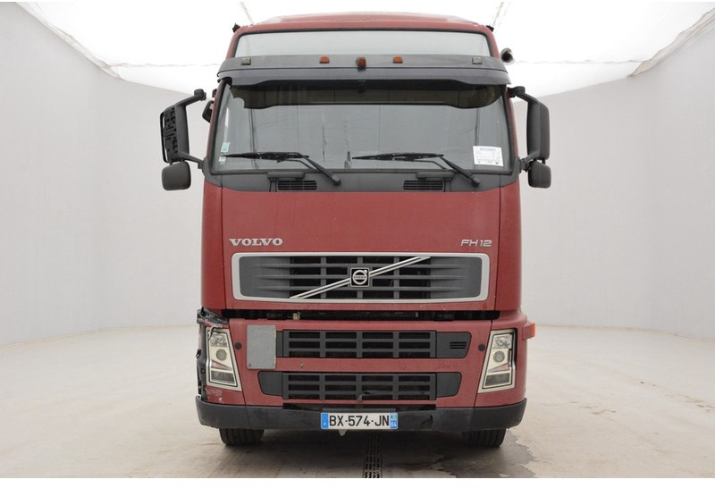 Volvo FH12.460 Globetrotter - Vrachtwagen met open laadbak: afbeelding 2 Volvo FH12.460 Globetrotter - Vrachtwagen met open laadbak: afbeelding 2