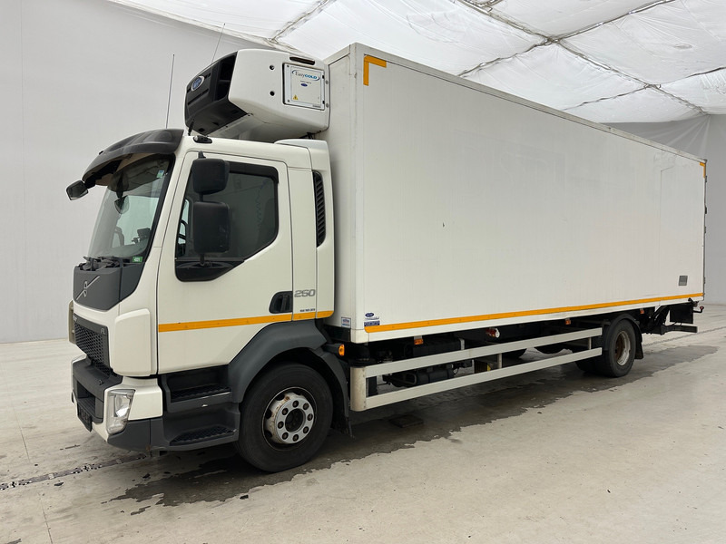 Volvo FL 250 - Koelwagen vrachtwagen: afbeelding 1 Volvo FL 250 - Koelwagen vrachtwagen: afbeelding 1