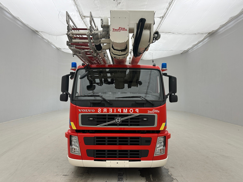 Volvo MAGIRUS ALP330 - FM 340 - 6x4 - Brandweerwagen: afbeelding 2 Volvo MAGIRUS ALP330 - FM 340 - 6x4 - Brandweerwagen: afbeelding 2
