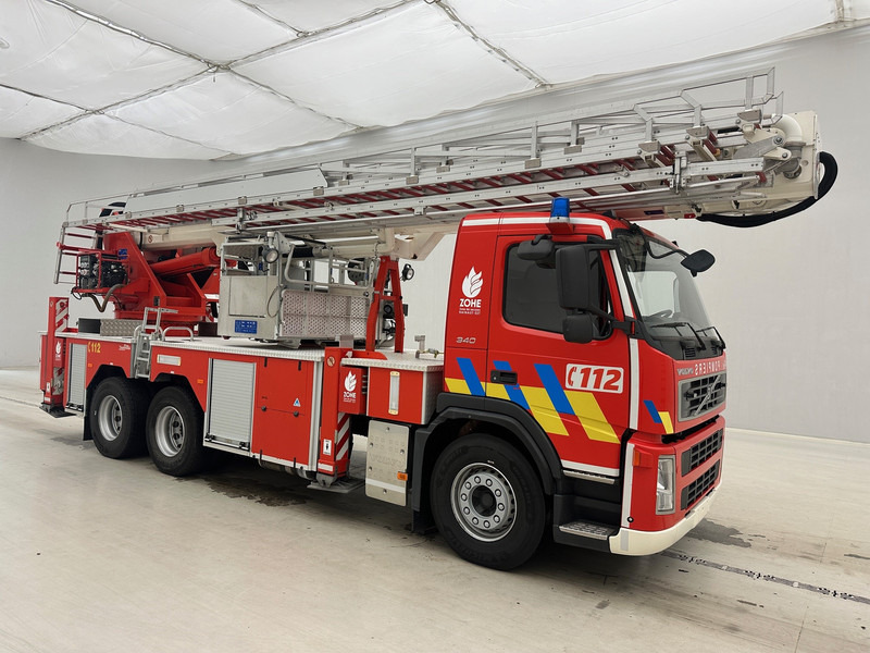 Volvo MAGIRUS ALP330 - FM 340 - 6x4 - Brandweerwagen: afbeelding 3 Volvo MAGIRUS ALP330 - FM 340 - 6x4 - Brandweerwagen: afbeelding 3