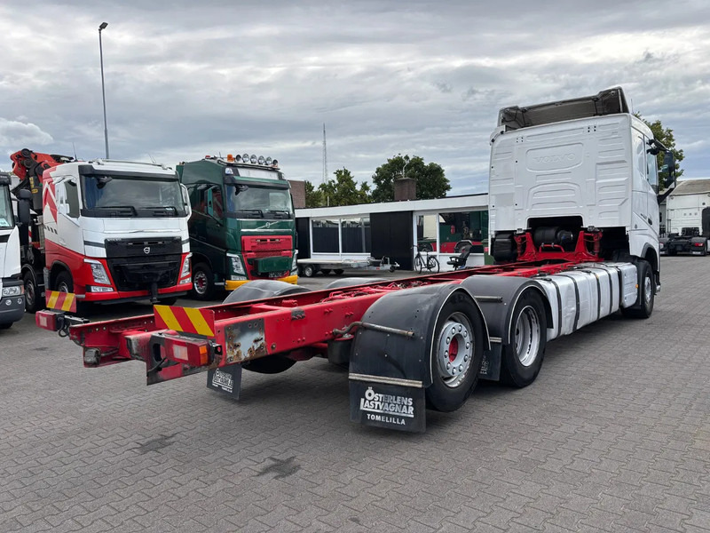 Volvo FH 500 6X2 Euro 6 - Chassis vrachtwagen: afbeelding 4 Volvo FH 500 6X2 Euro 6 - Chassis vrachtwagen: afbeelding 4