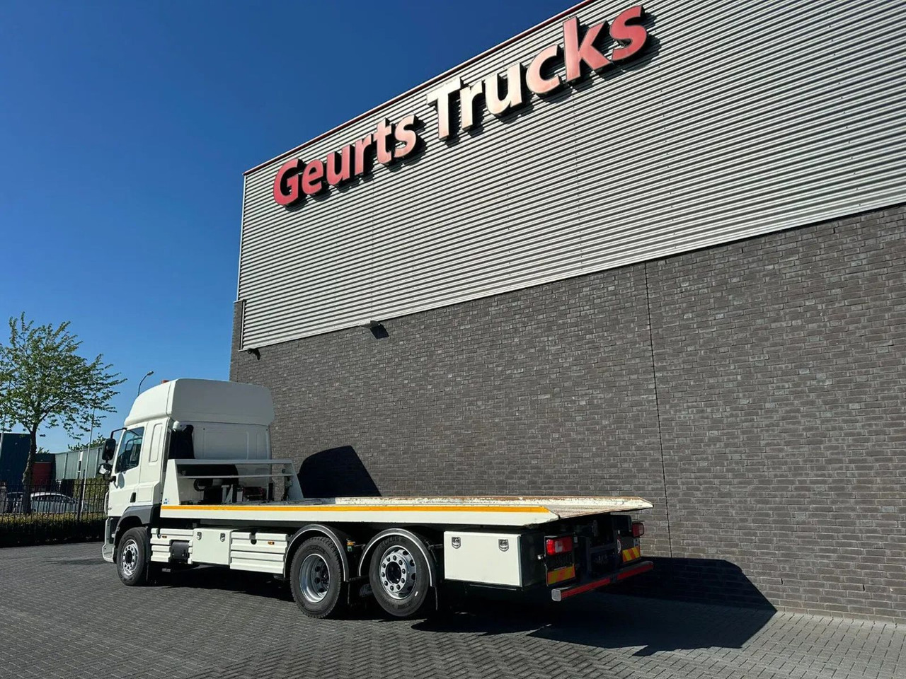 DAF CF 410 6X2 M4SN3 OPRIJWAGEN / MACHINE TRANSPORTE - Autovrachtwagen vrachtwagen: afbeelding 3 DAF CF 410 6X2 M4SN3 OPRIJWAGEN / MACHINE TRANSPORTE - Autovrachtwagen vrachtwagen: afbeelding 3