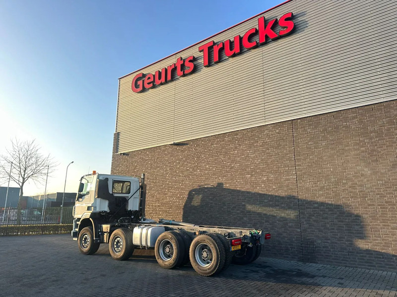 DAF CF 530 8X4 CHASSIS CAB SCHADE/UNFALL/DAMAGE - Chassis vrachtwagen: afbeelding 3 DAF CF 530 8X4 CHASSIS CAB SCHADE/UNFALL/DAMAGE - Chassis vrachtwagen: afbeelding 3