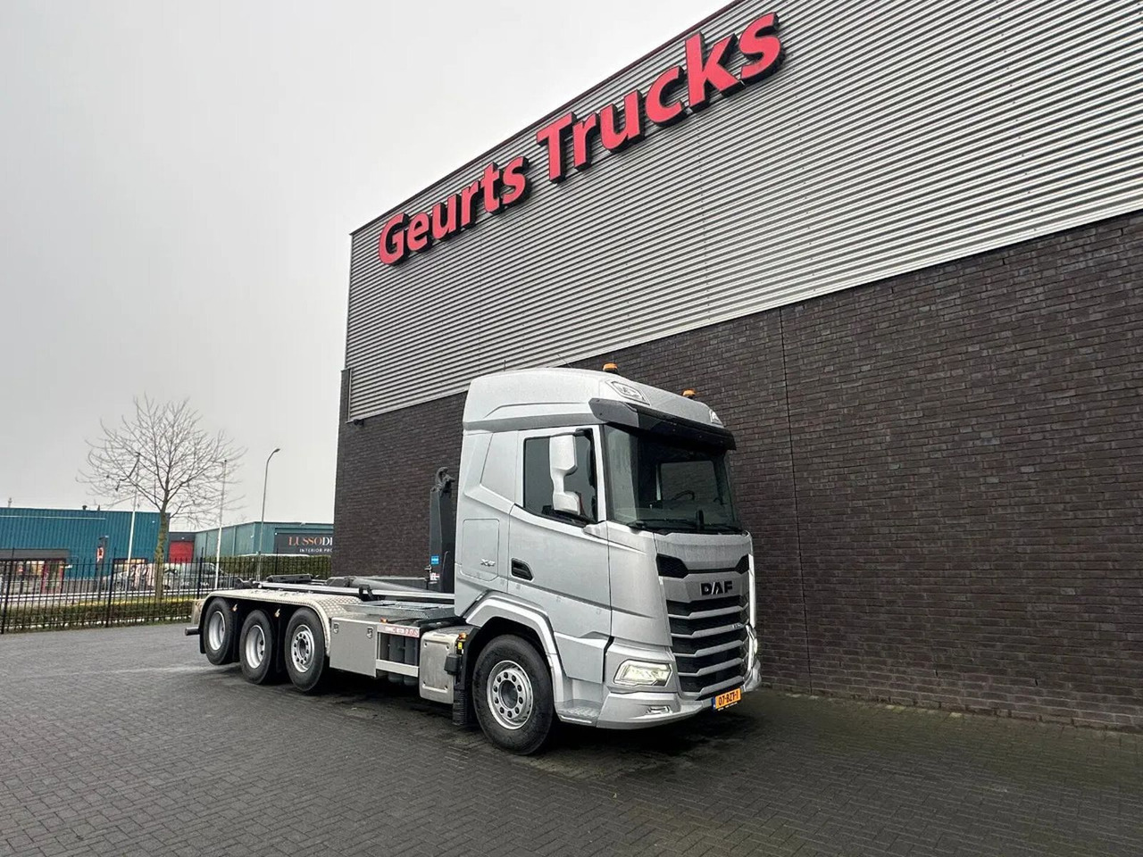 DAF XF 530 8X2 TRIPLE VDL S-30-6700 HAAKARMSYSTEEM/A - Haakarmsysteem vrachtwagen: afbeelding 5 DAF XF 530 8X2 TRIPLE VDL S-30-6700 HAAKARMSYSTEEM/A - Haakarmsysteem vrachtwagen: afbeelding 5