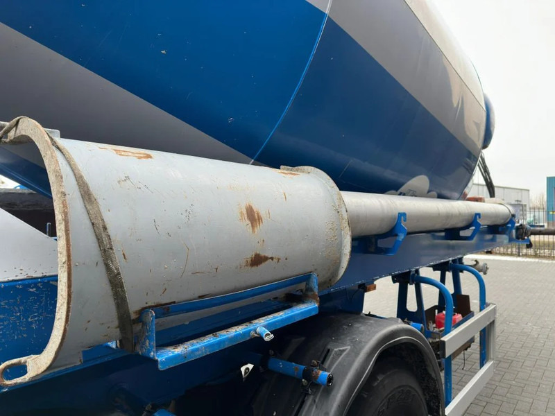 Betonmixer oplegger De Buf 2-ASSIGE 10M3 CONCRETE MIXER/MISCHER/MIXER: afbeelding 17 Betonmixer oplegger De Buf 2-ASSIGE 10M3 CONCRETE MIXER/MISCHER/MIXER: afbeelding 17