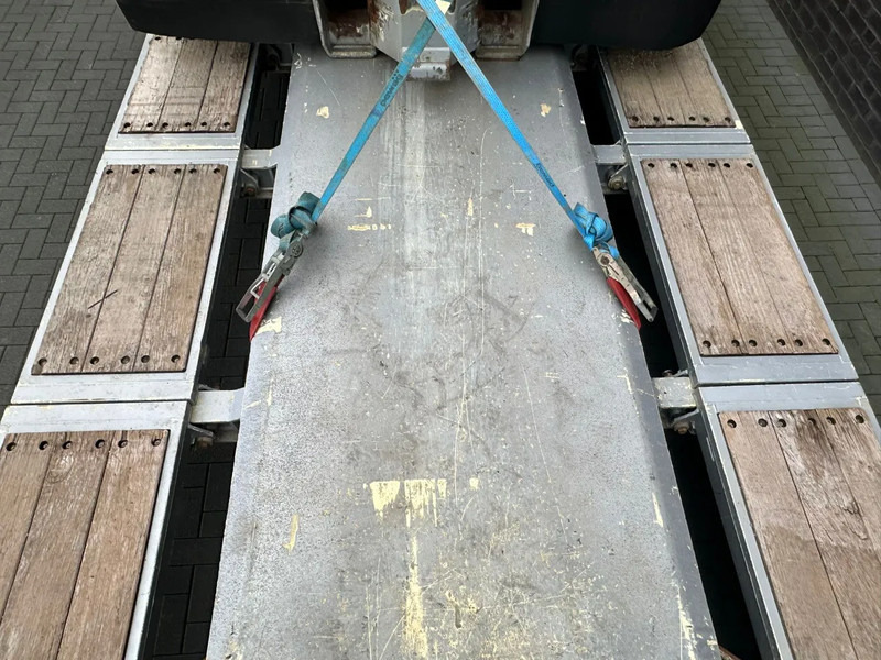 Goldhofer STHP/XLE 8 (3+5) LOWLOADER - Dieplader oplegger: afbeelding 5 Goldhofer STHP/XLE 8 (3+5) LOWLOADER - Dieplader oplegger: afbeelding 5