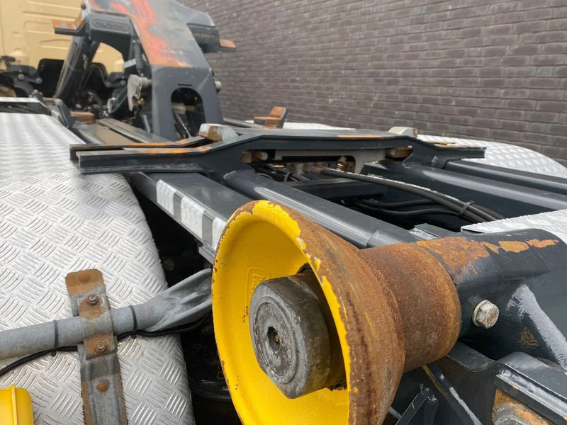 Leasing Scania R450 6X2 + PALFINGER HAAKARMSYSTEEM/ABROLLKIPPER/HOOKLIFT Scania R450 6X2 + PALFINGER HAAKARMSYSTEEM/ABROLLKIPPER/HOOKLIFT: afbeelding 13 Leasing Scania R450 6X2 + PALFINGER HAAKARMSYSTEEM/ABROLLKIPPER/HOOKLIFT Scania R450 6X2 + PALFINGER HAAKARMSYSTEEM/ABROLLKIPPER/HOOKLIFT: afbeelding 13