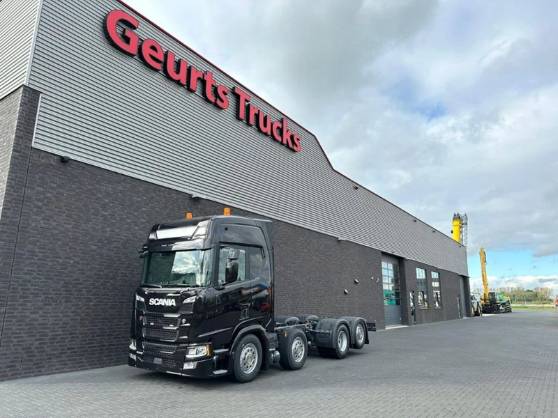 Scania R540 NGS 8X2 CHASSIS NIEUW/NEUE/NEW FULL OPTIONS 4X IN STOCK !!! - Chassis vrachtwagen: afbeelding 2 Scania R540 NGS 8X2 CHASSIS NIEUW/NEUE/NEW FULL OPTIONS 4X IN STOCK !!! - Chassis vrachtwagen: afbeelding 2