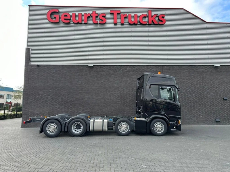 Scania R540 NGS 8X2 CHASSIS NIEUW/NEUE/NEW FULL OPTIONS 4X IN STOCK !!! - Chassis vrachtwagen: afbeelding 4 Scania R540 NGS 8X2 CHASSIS NIEUW/NEUE/NEW FULL OPTIONS 4X IN STOCK !!! - Chassis vrachtwagen: afbeelding 4
