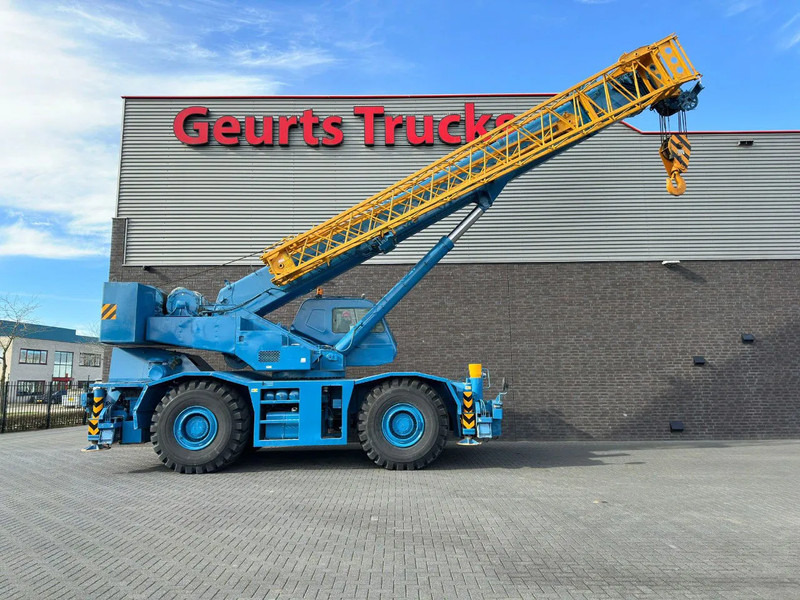 Tadano GR-700E-1-00211 + JIB ROUGH TERRAIN CRANE/RT CRANE - Ruwterreinkraan: afbeelding 4 Tadano GR-700E-1-00211 + JIB ROUGH TERRAIN CRANE/RT CRANE - Ruwterreinkraan: afbeelding 4