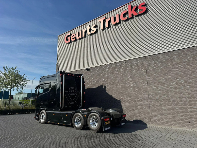 Scania S660 V8 6X2 LONGLINE SPECIAL INTERIOR BUFFL TREKKER MET HYDRAULIEK / SATTELZUG / TRACTOR UNIT / CAMIÓN - Trekker: afbeelding 3 Scania S660 V8 6X2 LONGLINE SPECIAL INTERIOR BUFFL TREKKER MET HYDRAULIEK / SATTELZUG / TRACTOR UNIT / CAMIÓN - Trekker: afbeelding 3