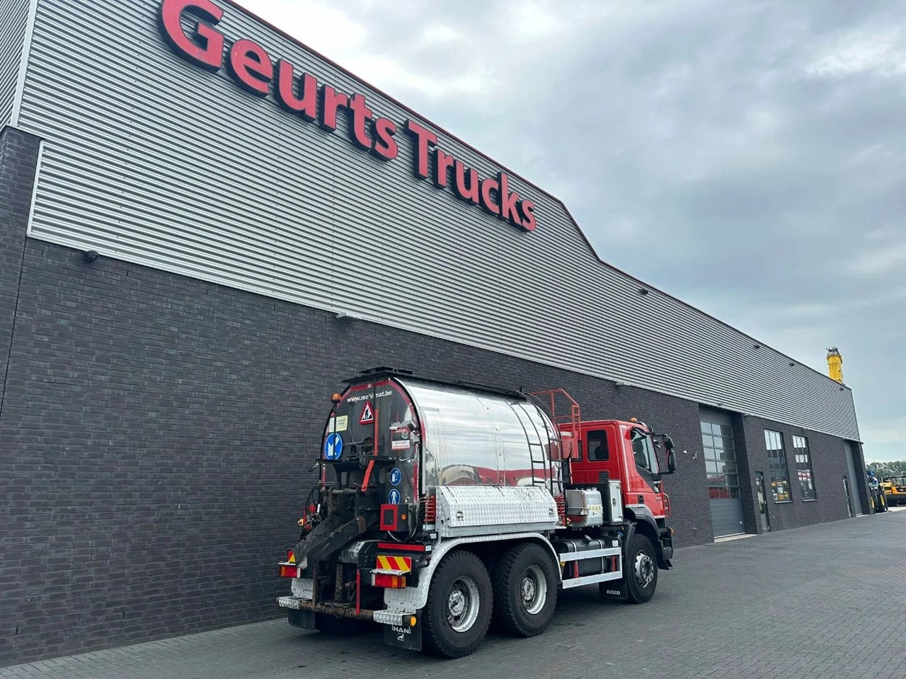 Iveco Trakker 330 6X4 LINNHOFF& HENNE AWÖL 600 6M3 ASF - Vrachtwagen: afbeelding 5 Iveco Trakker 330 6X4 LINNHOFF& HENNE AWÖL 600 6M3 ASF - Vrachtwagen: afbeelding 5