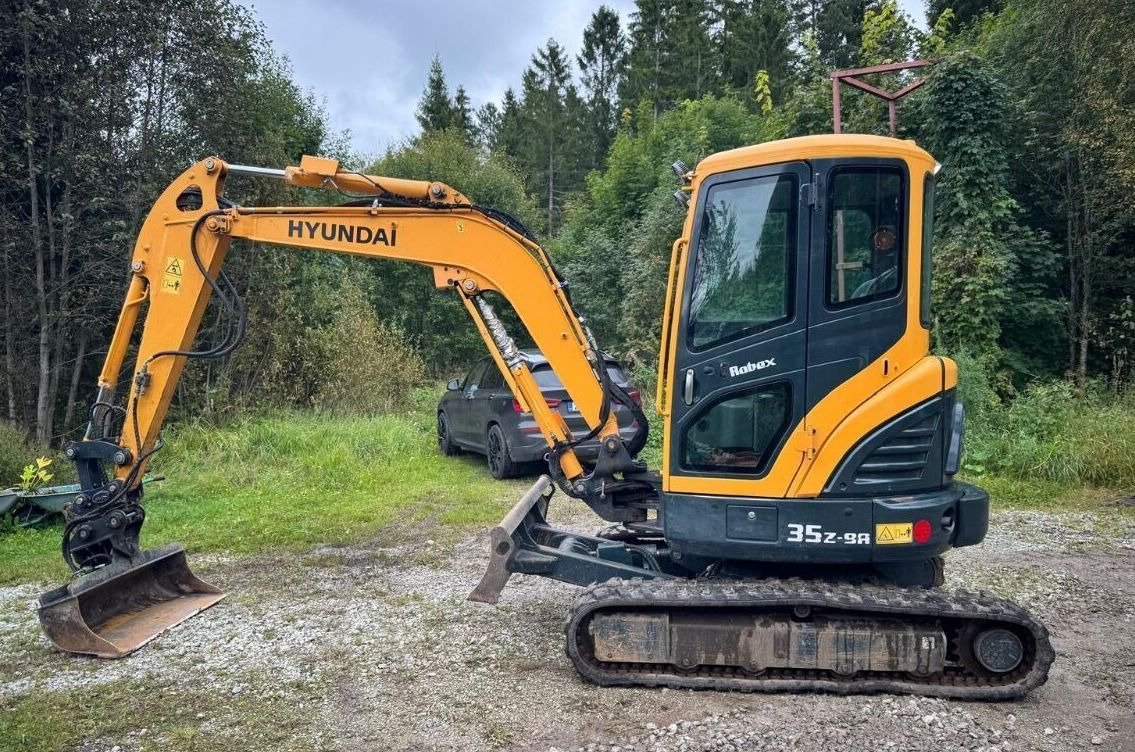 Hyundai R35Z - 9 - Minigraafmachine: afbeelding 1 Hyundai R35Z - 9 - Minigraafmachine: afbeelding 1