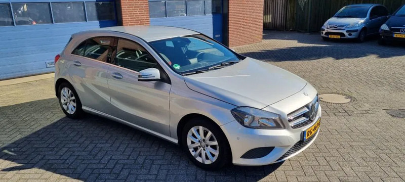 Mercedes-Benz A-Klasse 180 automaat.. 180 automaat - Hatchback: afbeelding 5 Mercedes-Benz A-Klasse 180 automaat.. 180 automaat - Hatchback: afbeelding 5
