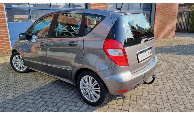 Mercedes-Benz A-Klasse A160 Automaat Elegance.airco.trekhaak. - Hatchback: afbeelding 2 Mercedes-Benz A-Klasse A160 Automaat Elegance.airco.trekhaak. - Hatchback: afbeelding 2