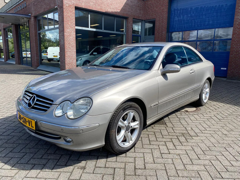 Mercedes-Benz CLK-Klasse C 200 KOMP. Autom. - Personenwagen: afbeelding 1 Mercedes-Benz CLK-Klasse C 200 KOMP. Autom. - Personenwagen: afbeelding 1