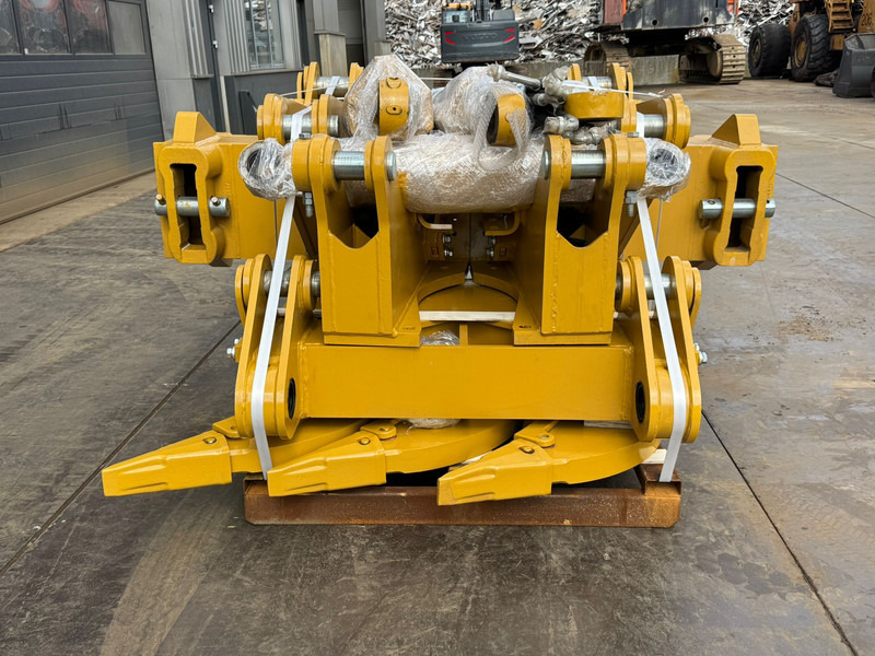 Caterpillar D8T D8R D8N Multishank Ripper (forged shanks) - Ripper: afbeelding 5 Caterpillar D8T D8R D8N Multishank Ripper (forged shanks) - Ripper: afbeelding 5