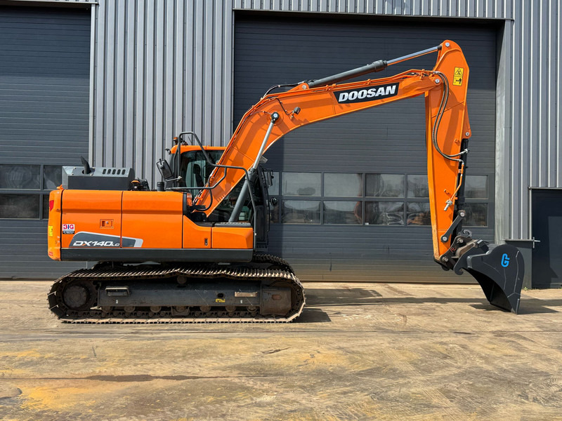 Doosan DX140LC-5 - CE / Verachtert CW30 - GP edge bucket - Rupsgraafmachine: afbeelding 4 Doosan DX140LC-5 - CE / Verachtert CW30 - GP edge bucket - Rupsgraafmachine: afbeelding 4