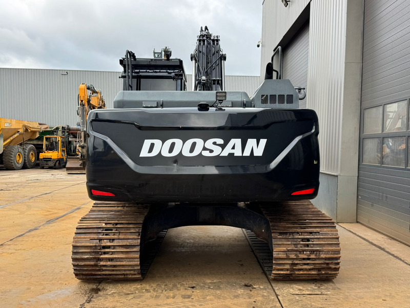 Doosan DX225LC-5 - Rupsgraafmachine: afbeelding 4 Doosan DX225LC-5 - Rupsgraafmachine: afbeelding 4