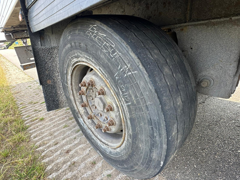 Leasing Gray and Adams Meat Hook Thermo King SLXE 400 Gray and Adams Meat Hook Thermo King SLXE 400: afbeelding 15 Leasing Gray and Adams Meat Hook Thermo King SLXE 400 Gray and Adams Meat Hook Thermo King SLXE 400: afbeelding 15