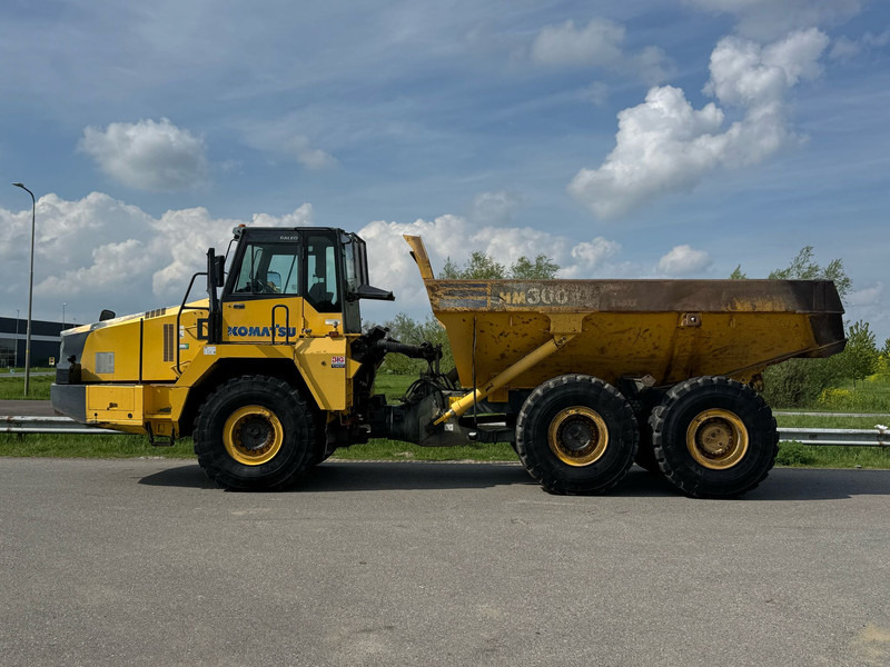 Komatsu HM300-2 - Kiepwagen met knikbesturing: afbeelding 1 Komatsu HM300-2 - Kiepwagen met knikbesturing: afbeelding 1