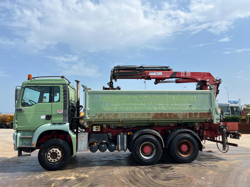 MAN TGA 26.480 6x4 tipper + HMF crane - Kipper vrachtwagen, Kraanwagen: afbeelding 3 MAN TGA 26.480 6x4 tipper + HMF crane - Kipper vrachtwagen, Kraanwagen: afbeelding 3